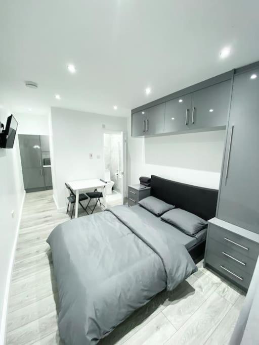 Modern Studio Near Nec With Free Parking - Prime Location Sheldon  Bagian luar foto